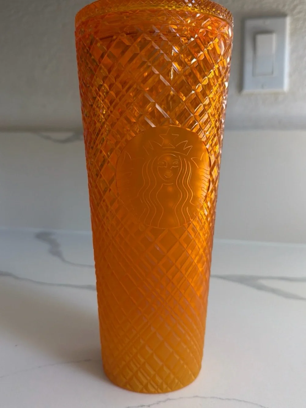 Starbucks Bright Orange Diamond-Texture Reusable Cup with Straw